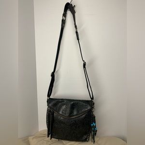 THE SAK SILVERLAKE LEATHER CROSSBODY BAG